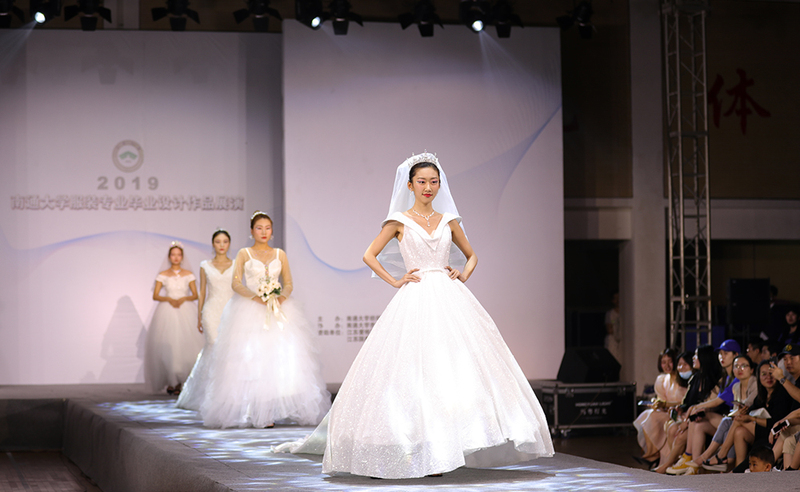 167a6ee3-53fe-42e0-bf84-816e54dc560a.jpg