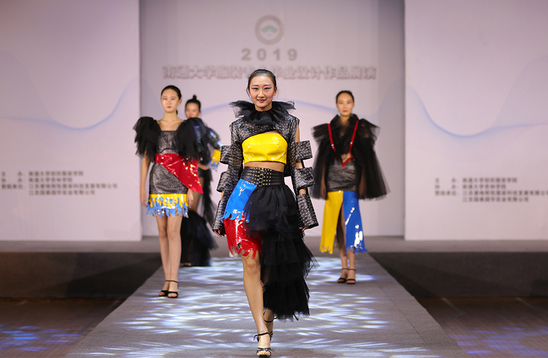 dea15dfb-e1c7-463c-bf2a-b1f2862f678a.jpg
